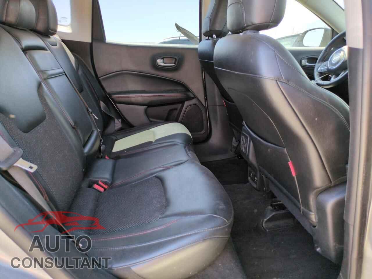 JEEP COMPASS 2017 - 3C4NJDDB1HT596918