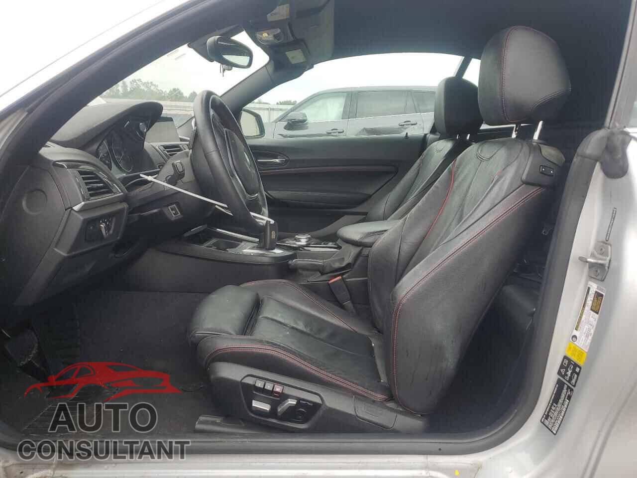 BMW 2 SERIES 2017 - WBA2M9C37HV717546