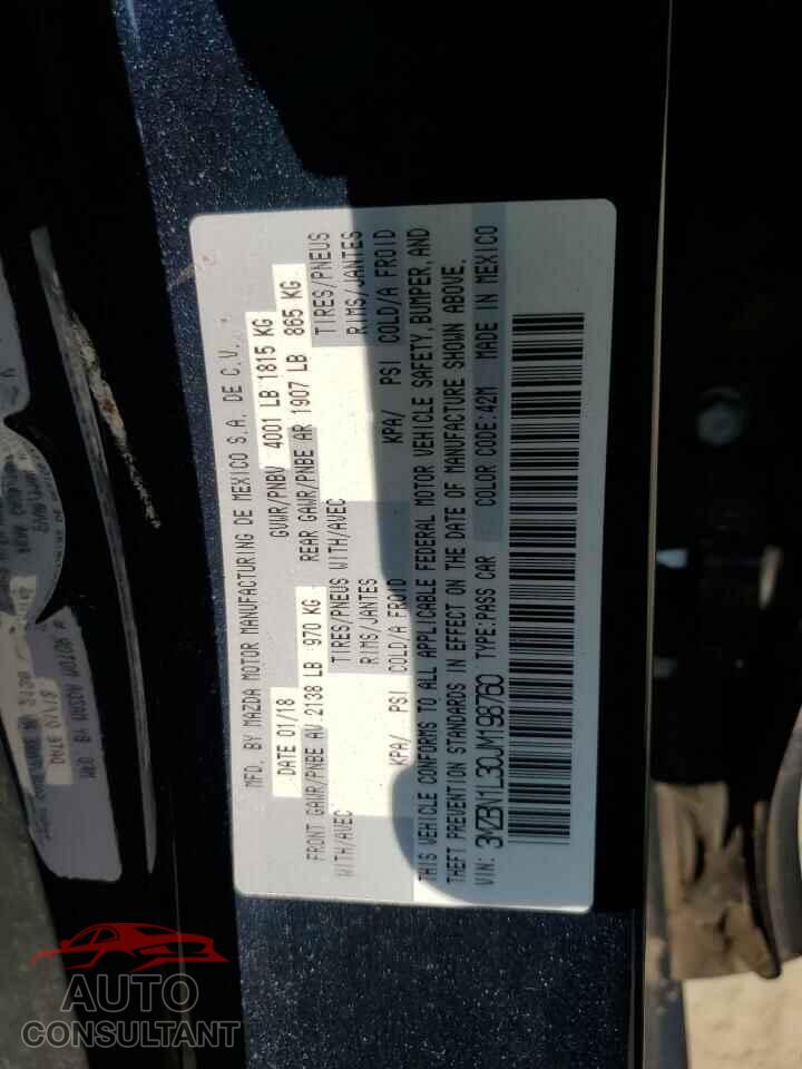 MAZDA 3 2018 - 3MZBN1L30JM198760
