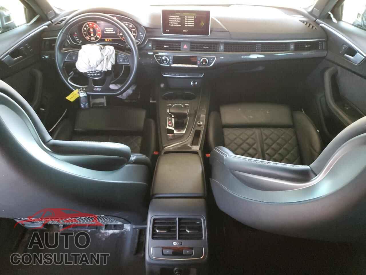 AUDI S4/RS4 2018 - WAUC4AF4XJA012408