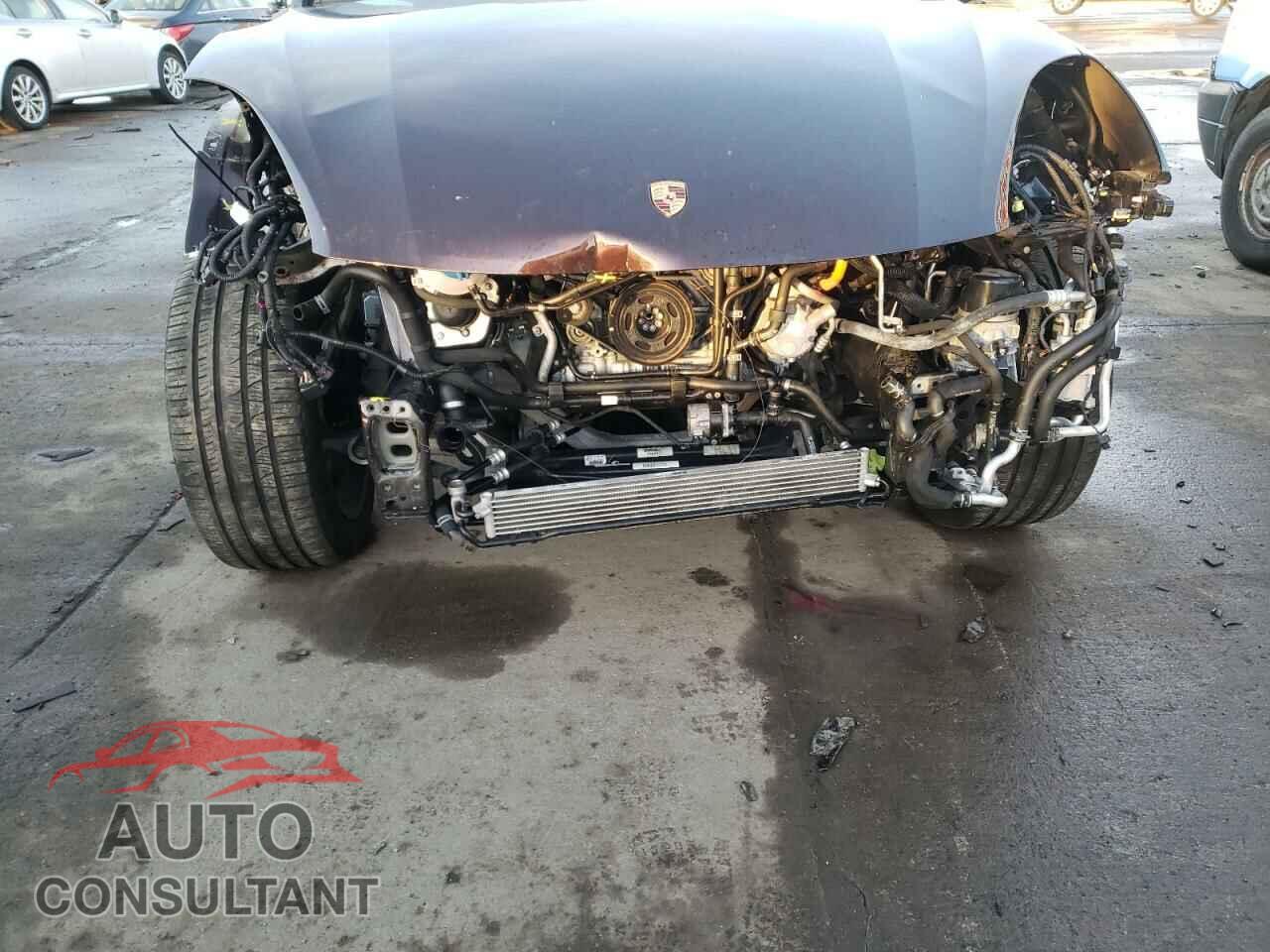 PORSCHE CAYENNE 2018 - WP1AE2A21JLA72809