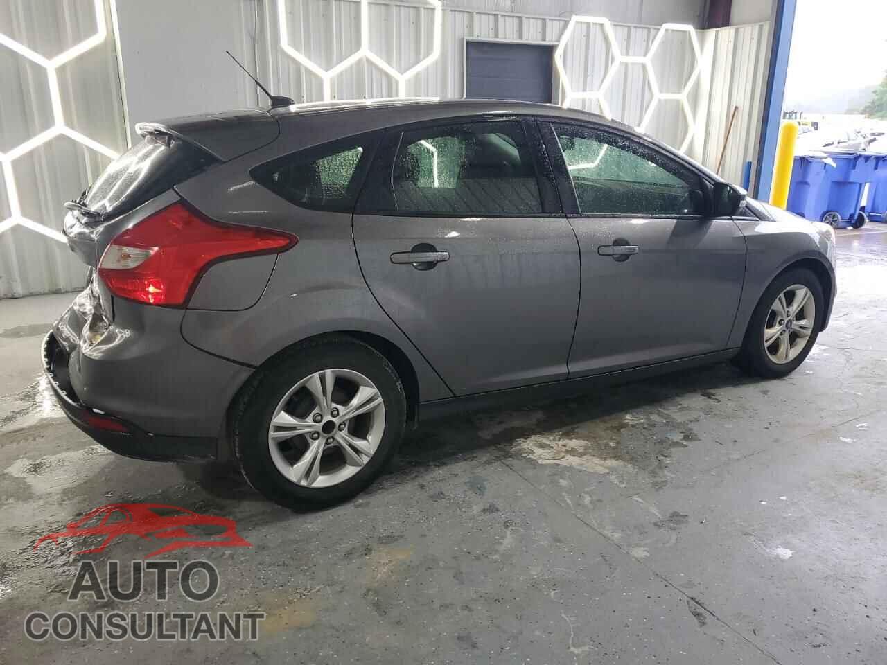 FORD FOCUS 2013 - 1FADP3K2XDL271056