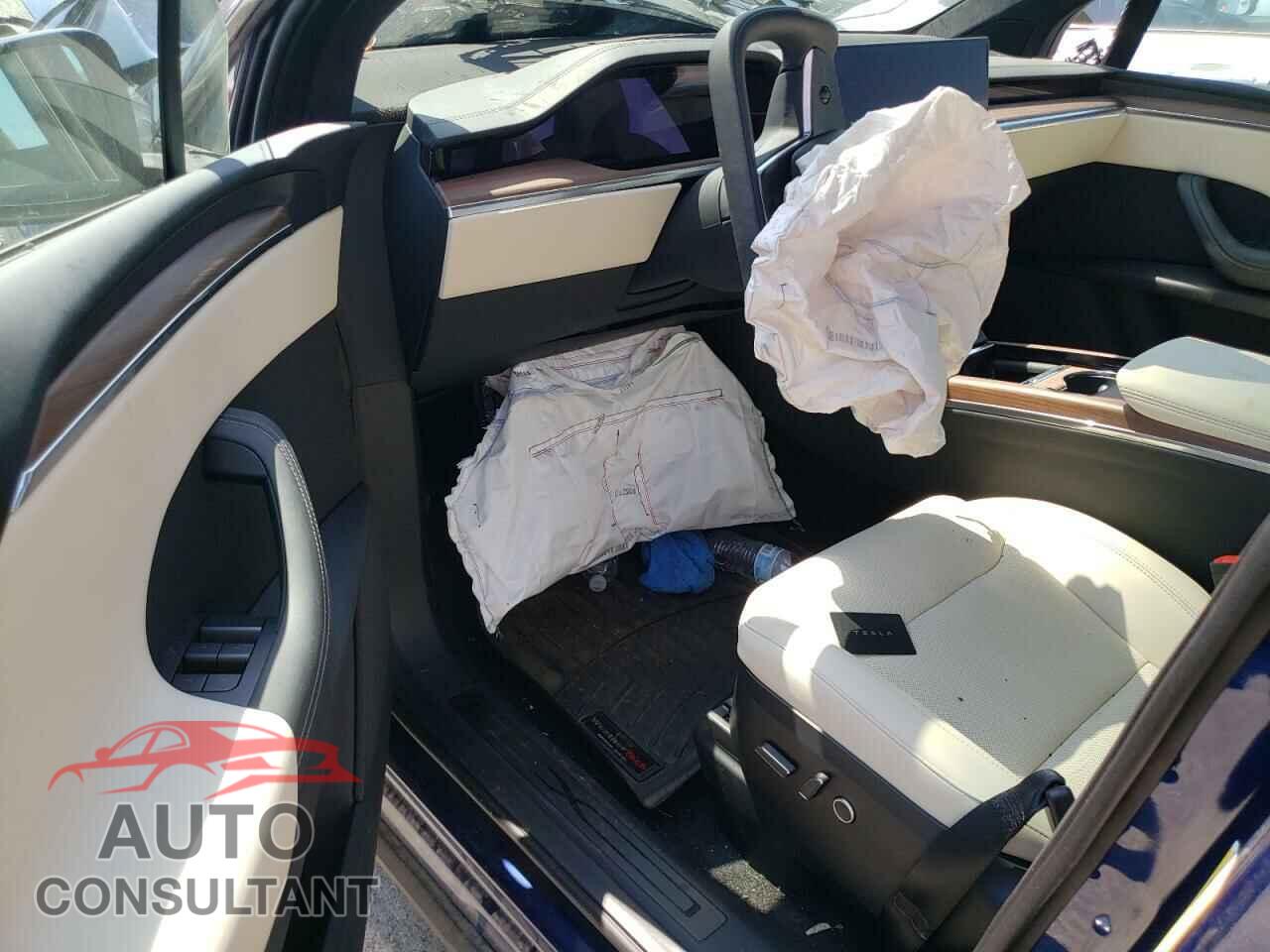 TESLA MODEL X 2024 - 7SAXCDE51RF447763
