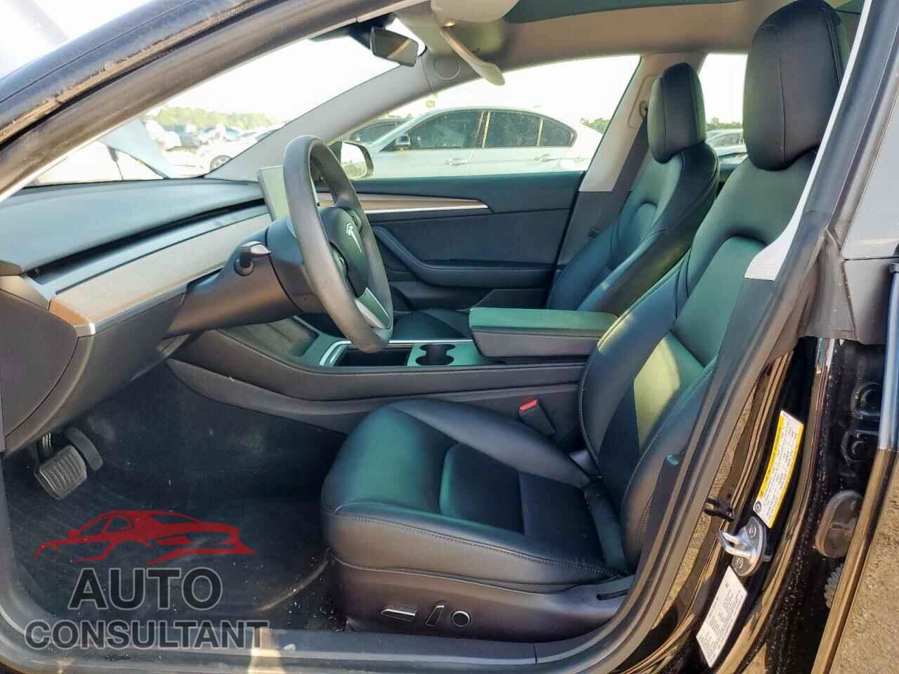 TESLA MODEL 3 2021 - 5YJ3E1EA4MF991118