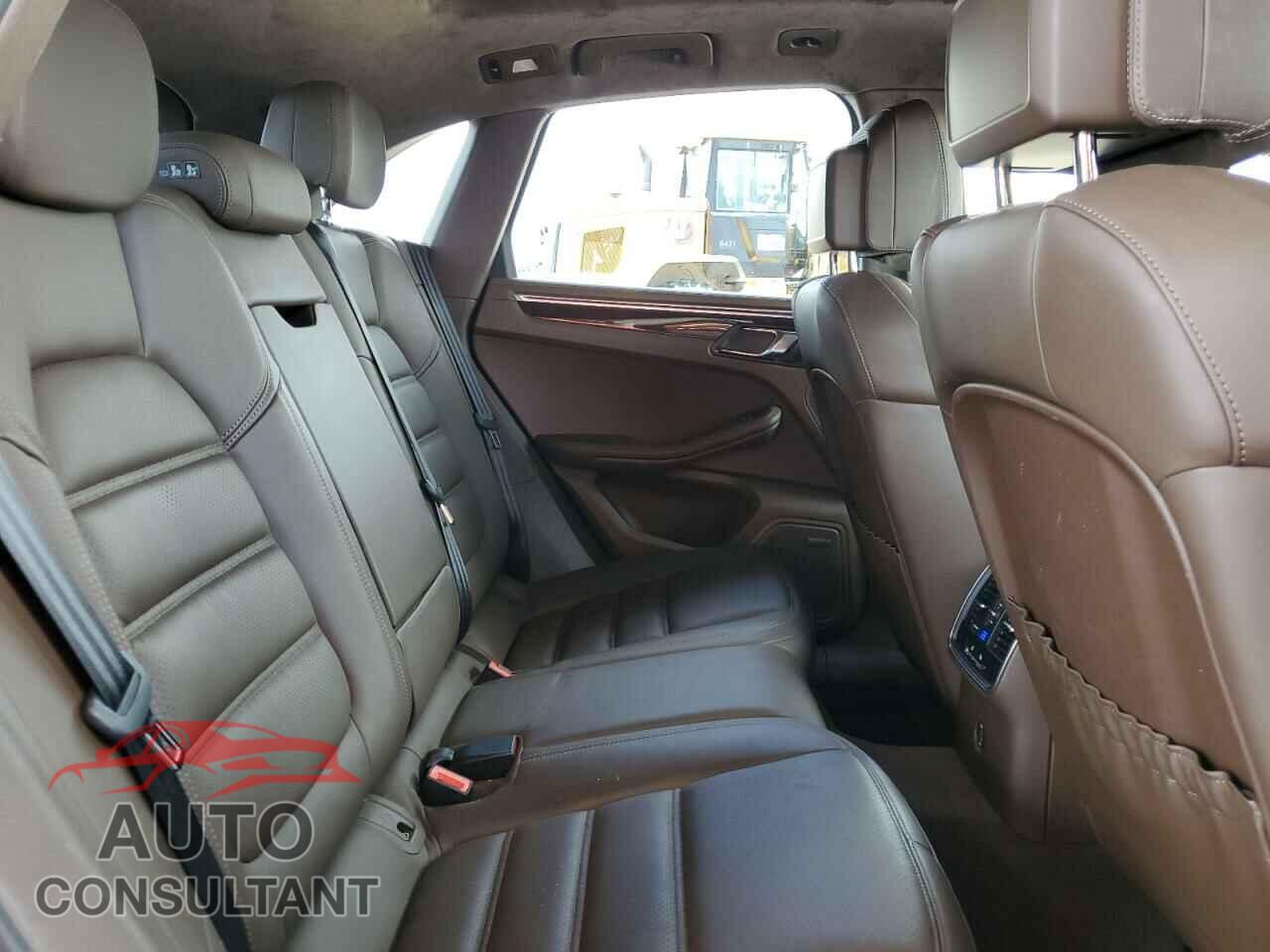 PORSCHE MACAN 2018 - WP1AF2A59JLB70459