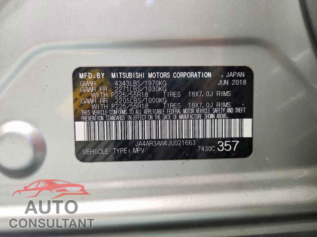 MITSUBISHI OUTLANDER 2018 - JA4AR3AW4JU021663