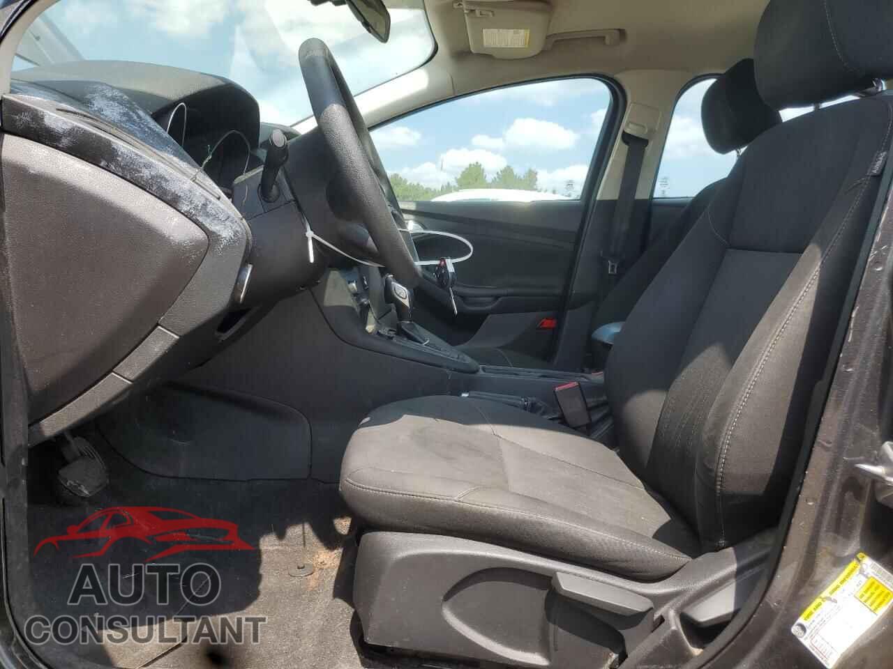 FORD FOCUS 2015 - 1FADP3F21FL216394