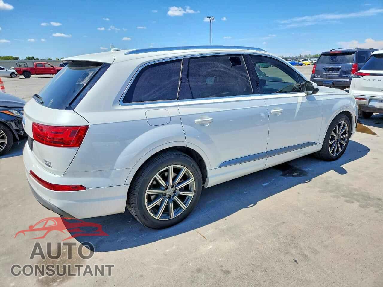 AUDI Q7 2017 - WA1VABF73HD023435