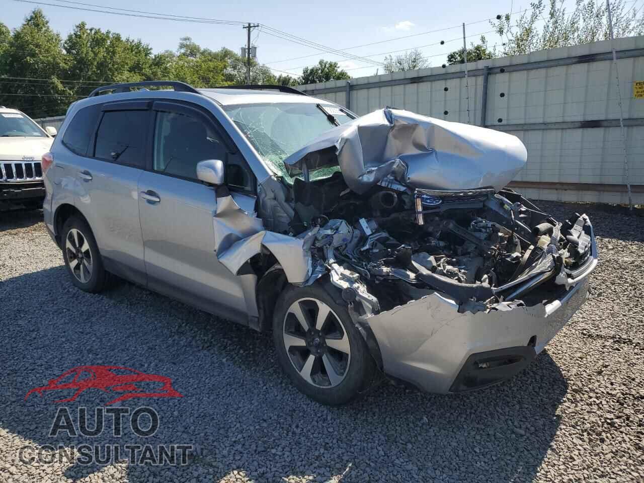 SUBARU FORESTER 2017 - JF2SJAEC4HH523812