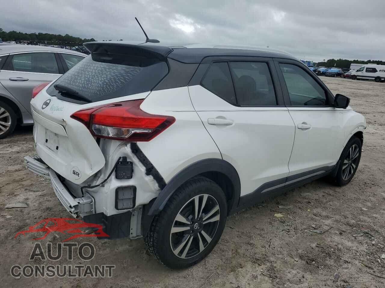 NISSAN KICKS 2019 - 3N1CP5CU3KL505804