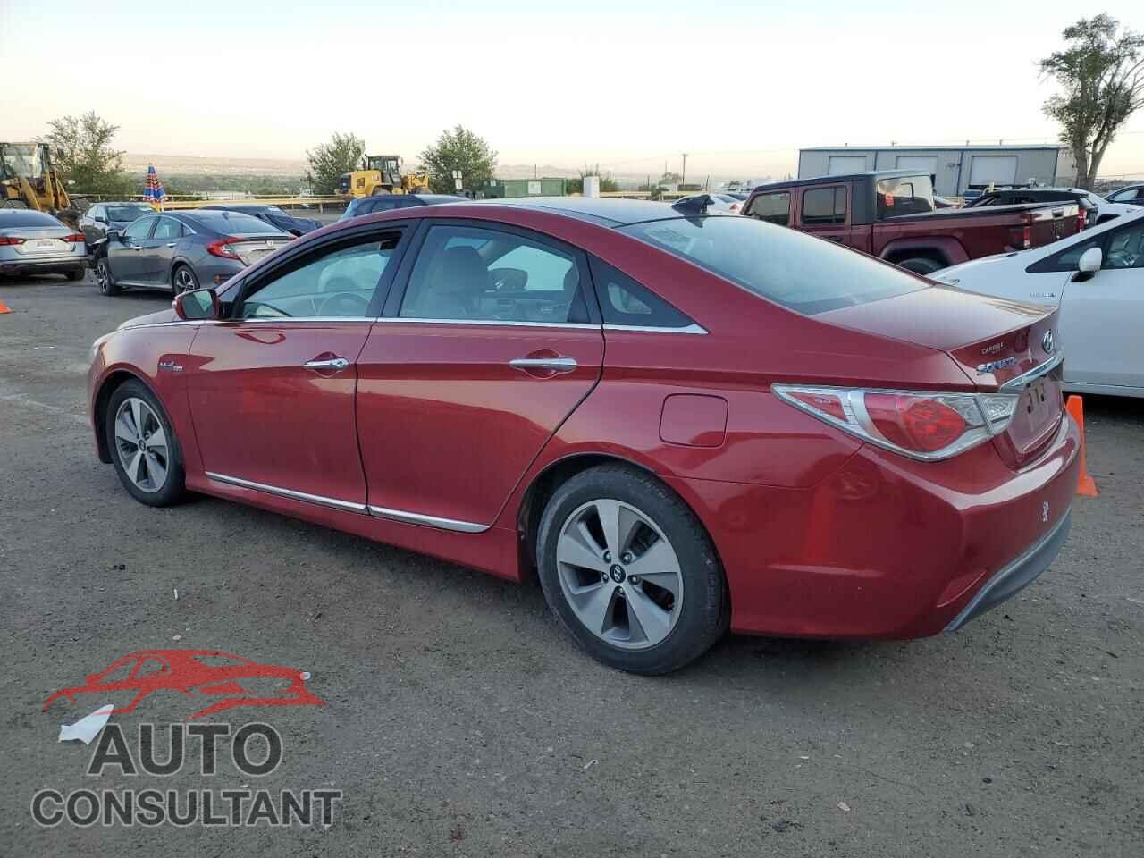 HYUNDAI SONATA 2011 - KMHEC4A49BA014106