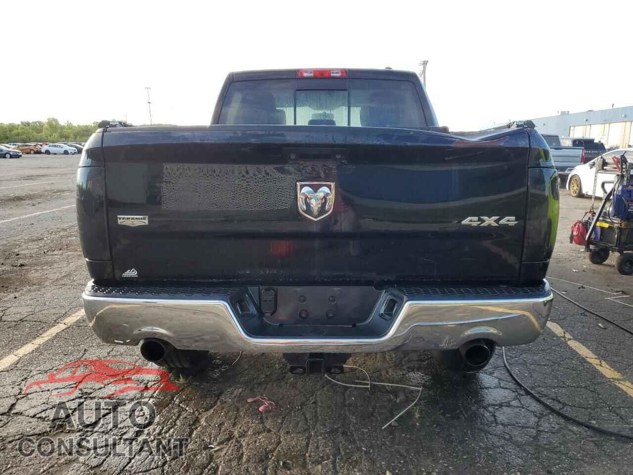 DODGE RAM 1500 2012 - 1C6RD7NT9CS255155