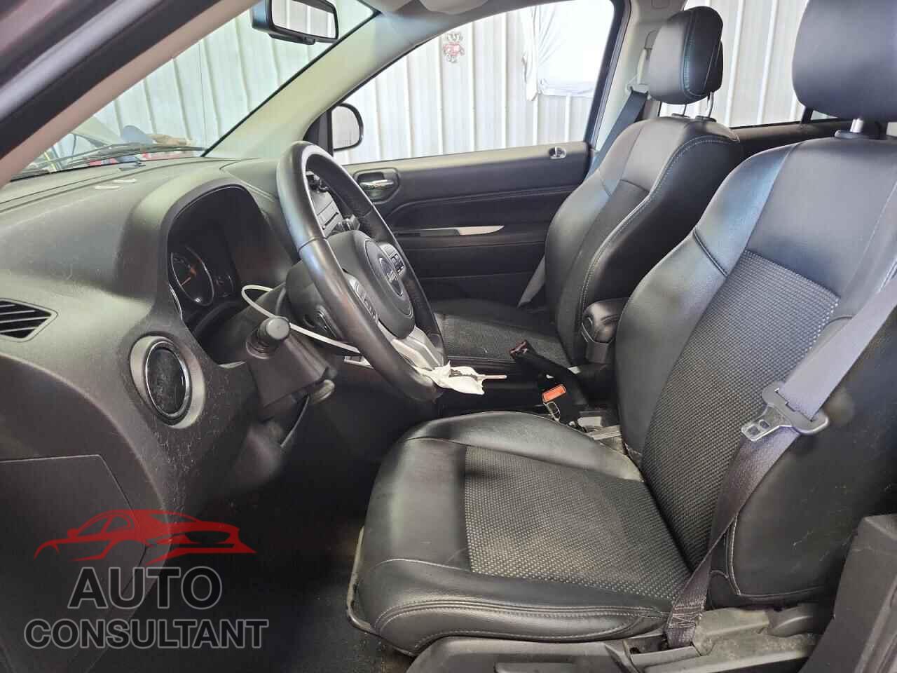 JEEP COMPASS 2017 - 1C4NJDEB8HD144257