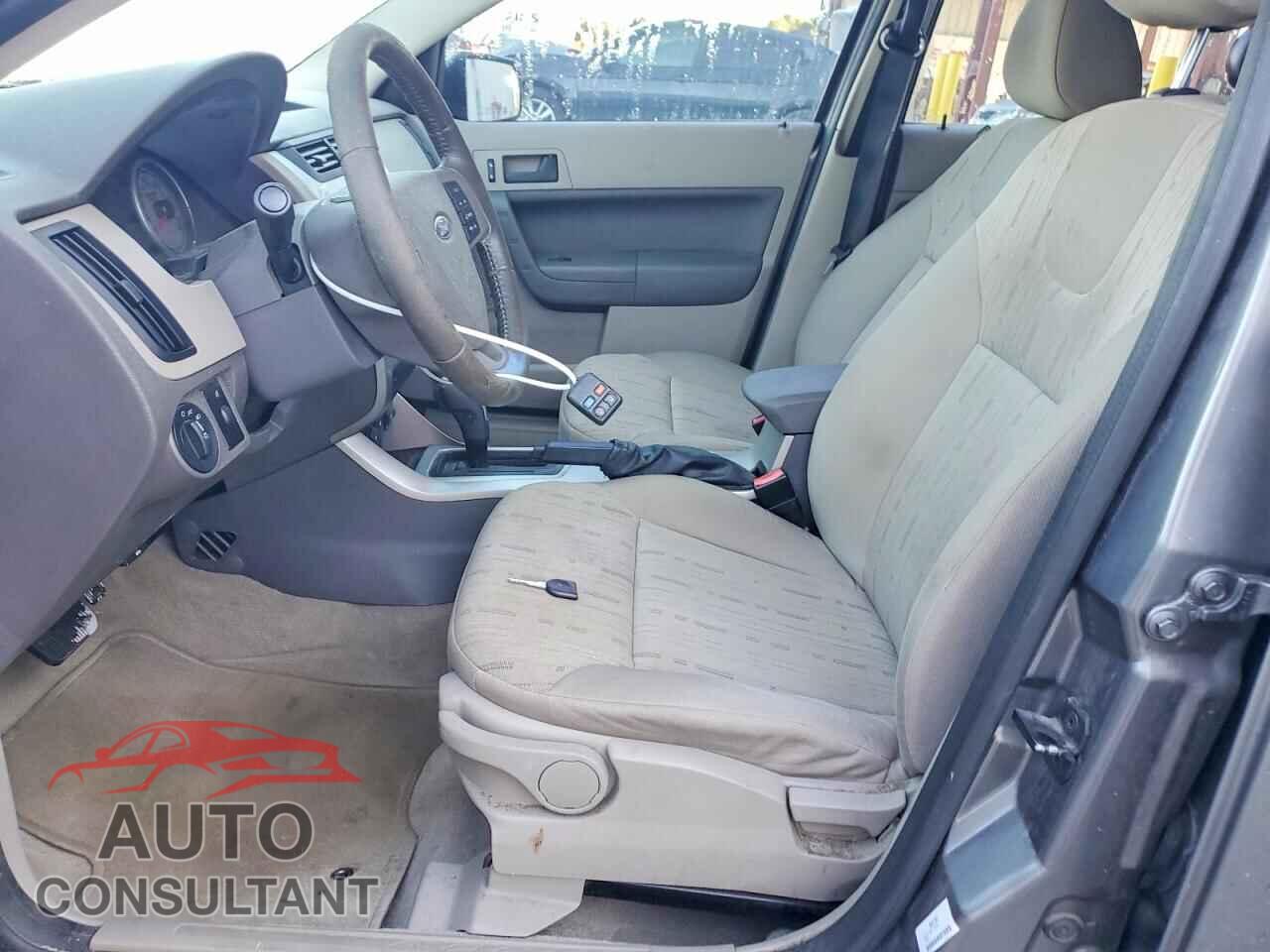 FORD FOCUS 2009 - 1FAHP35N29W153340