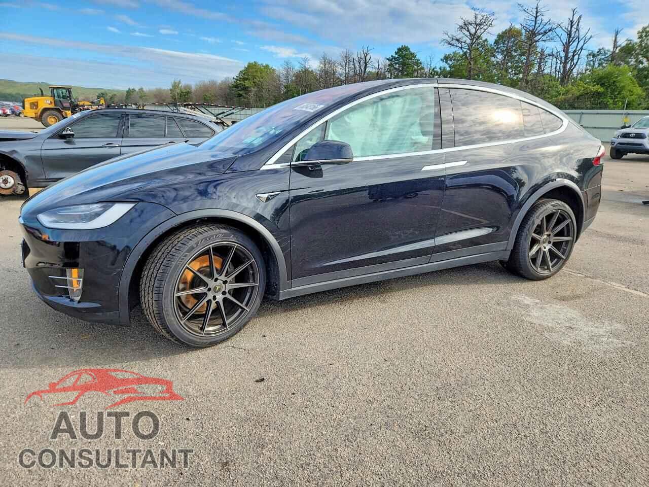 TESLA MODEL X 2018 - 5YJXCDE2XJF112251