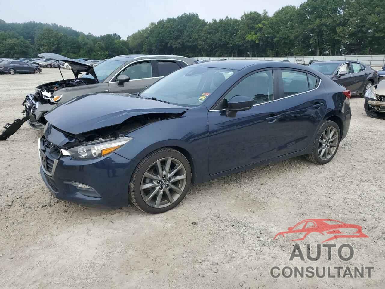 MAZDA 3 2018 - 3MZBN1V37JM236143