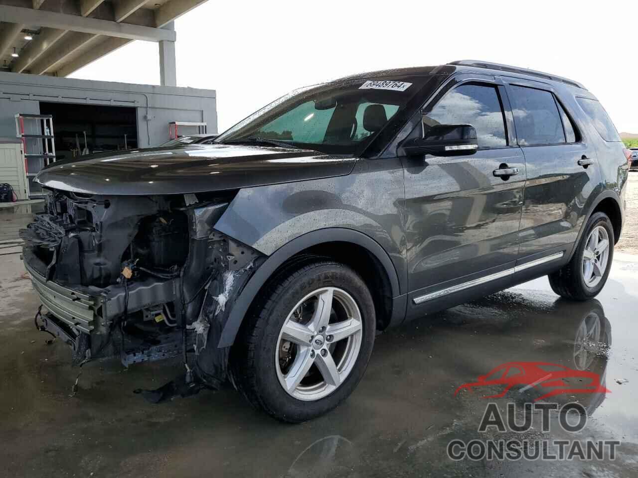 FORD EXPLORER 2018 - 1FM5K7D82JGC40423