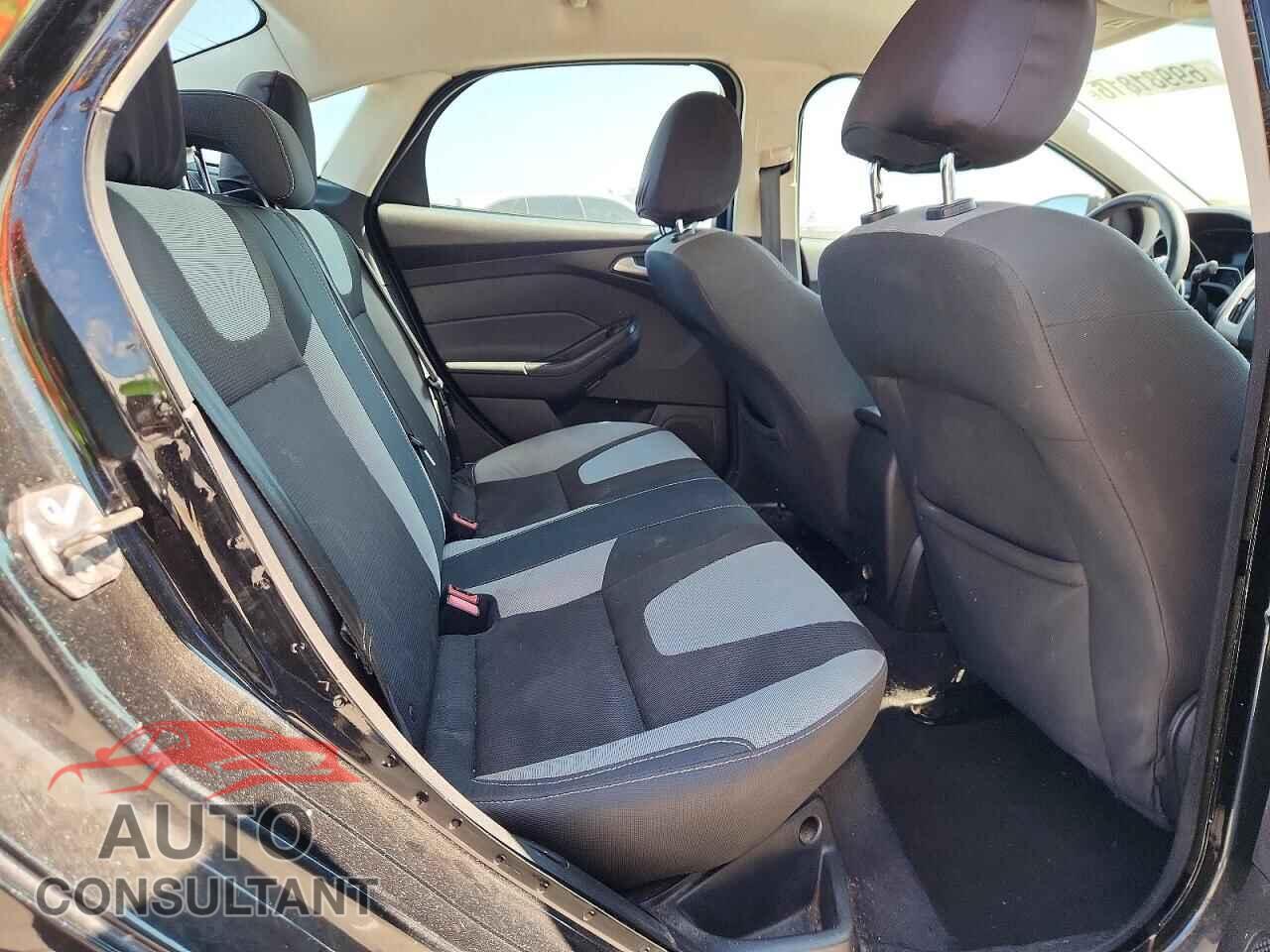 FORD FOCUS 2014 - 1FADP3F2XEL457918