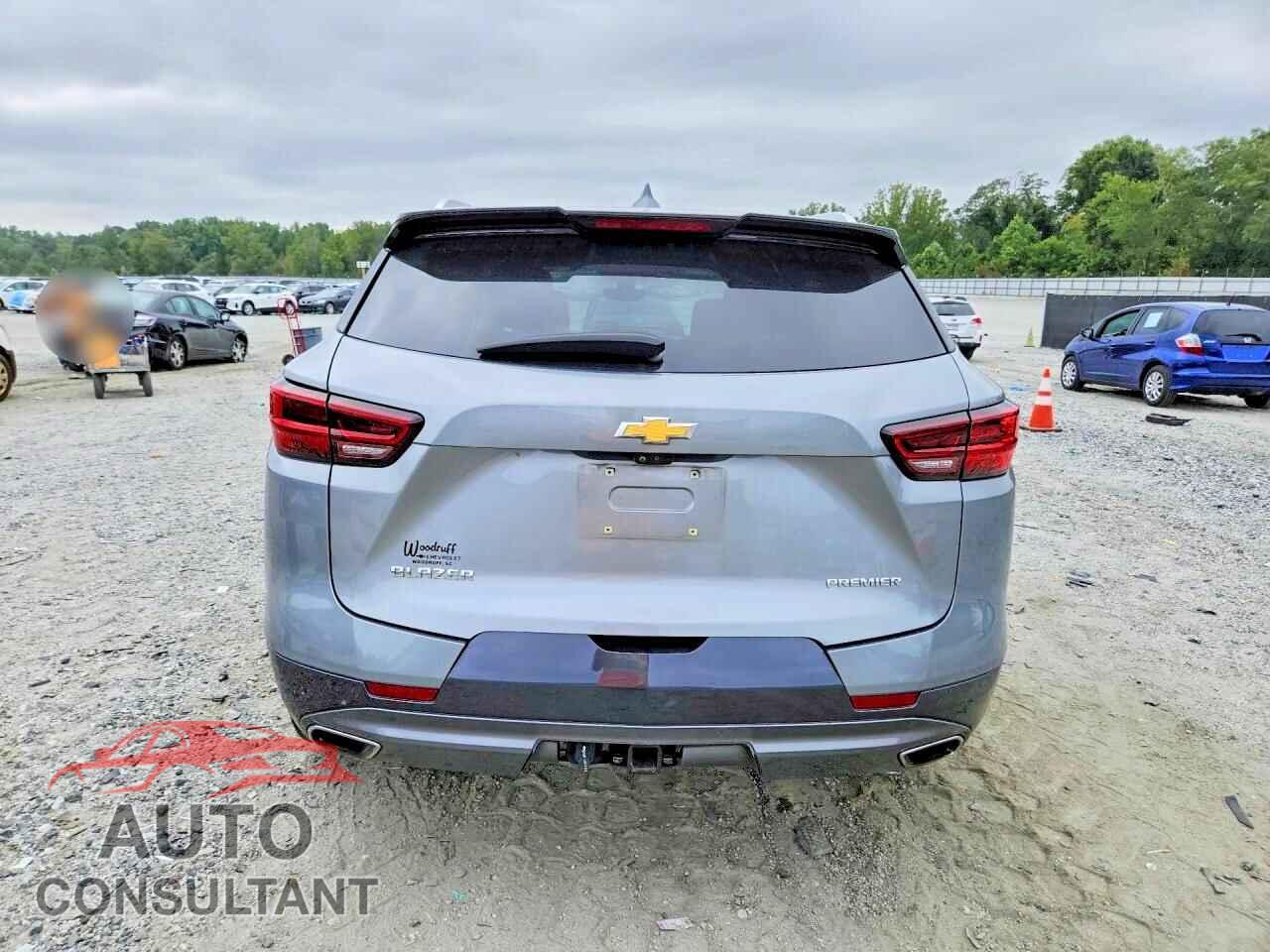 CHEVROLET BLAZER 2023 - 3GNKBFRS7PS183045