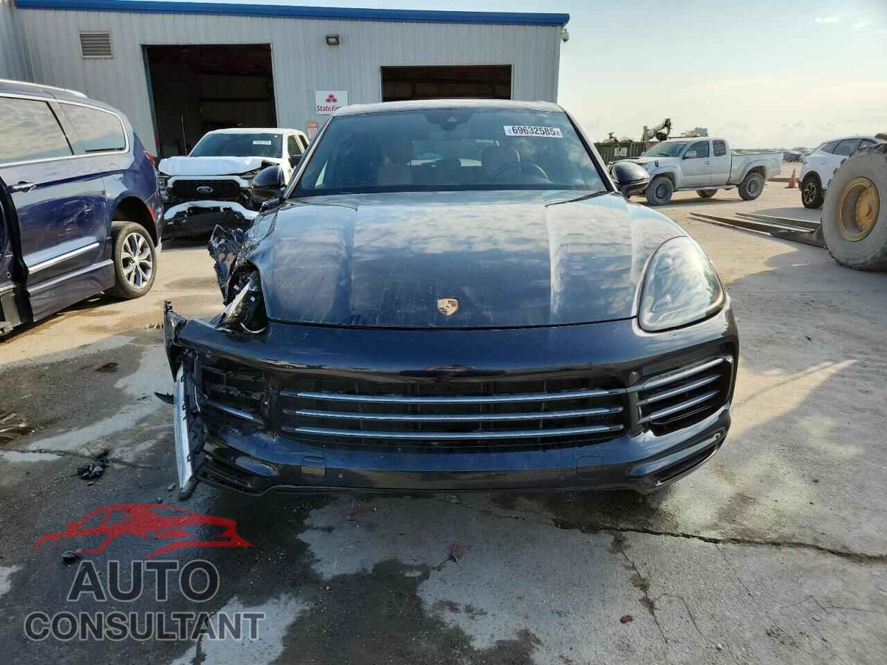 PORSCHE CAYENNE 2019 - WP1AA2AY9KDA18458