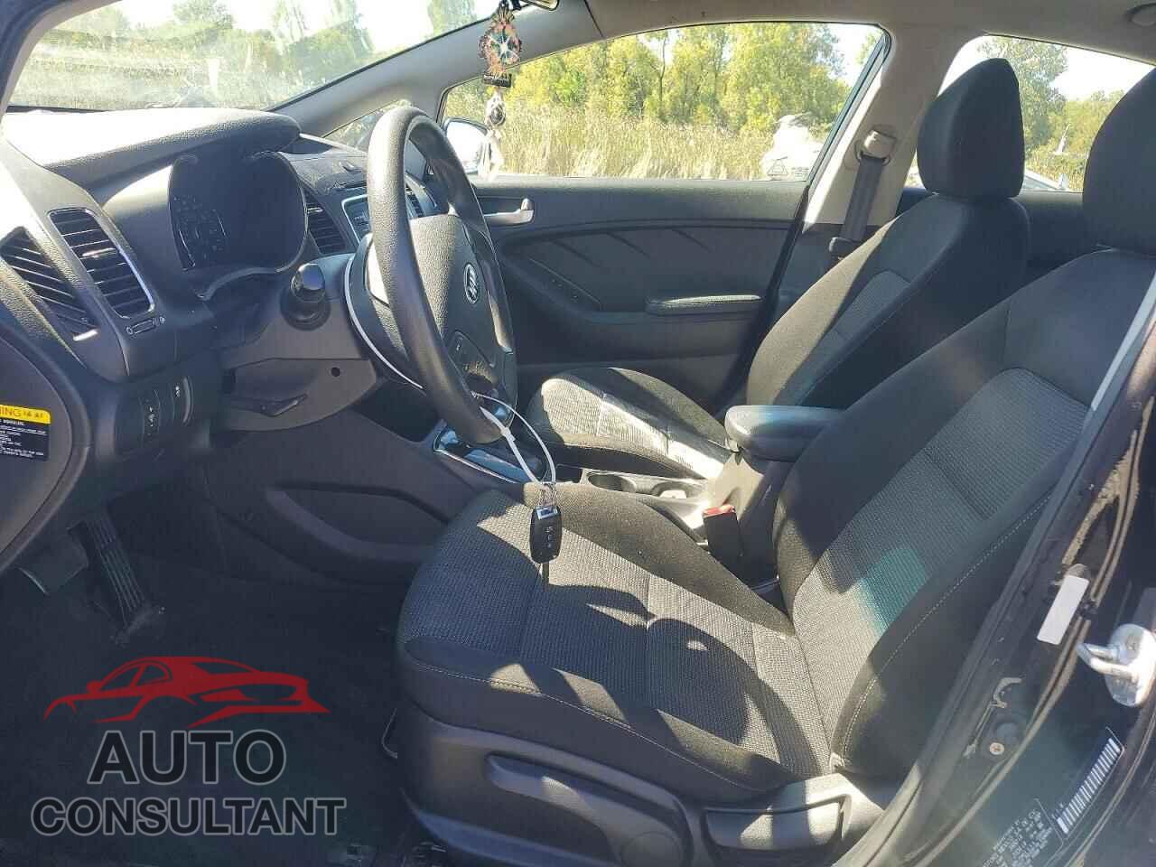 KIA FORTE 2017 - 3KPFK4A71HE123185