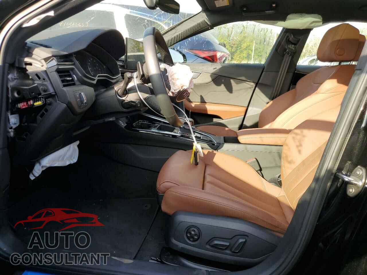 AUDI A4 2023 - WAUDAAF42PN010084