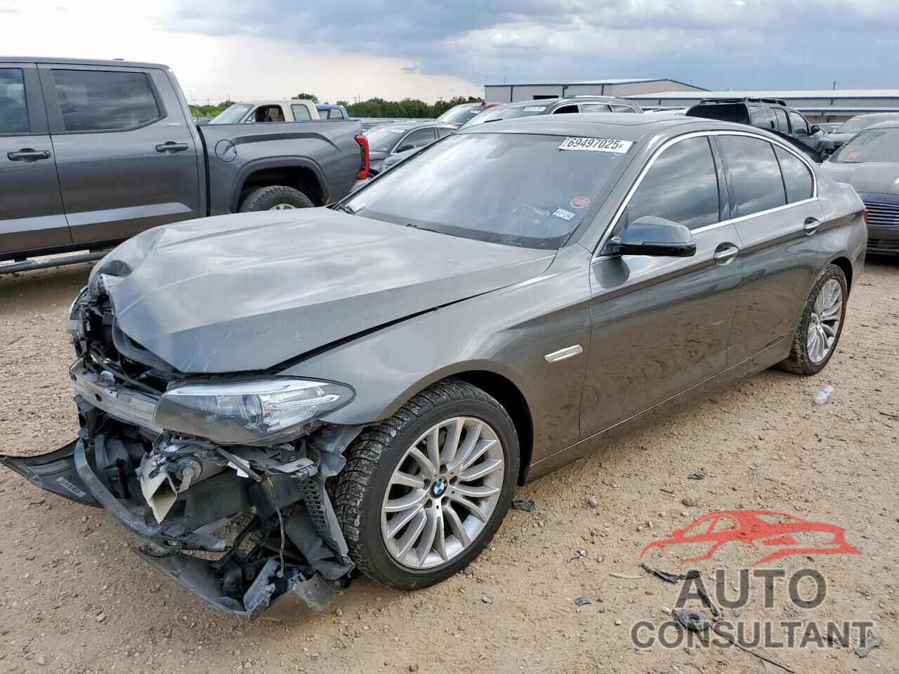 BMW 5 SERIES 2014 - WBA5A5C58ED503229