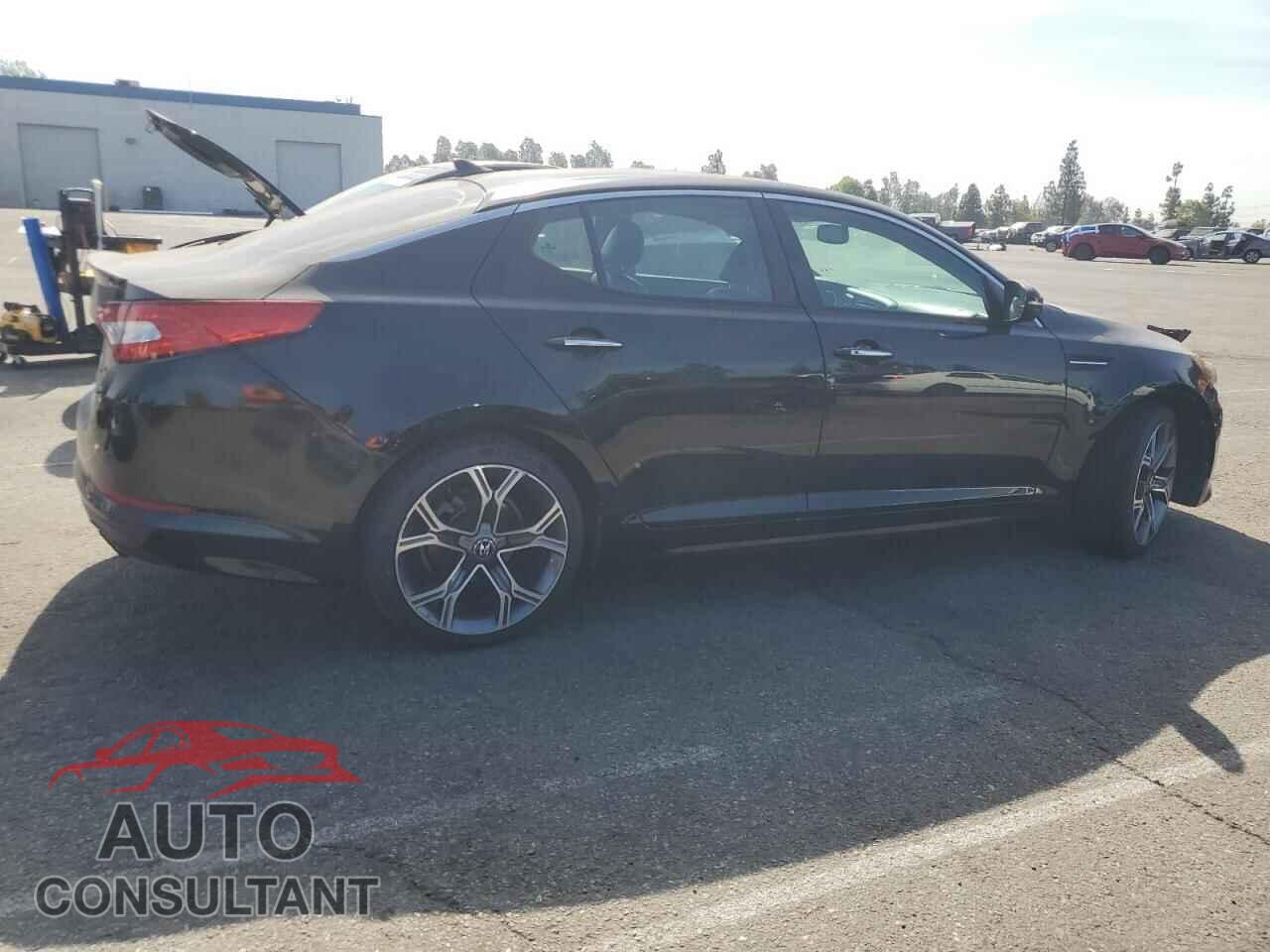 KIA OPTIMA 2011 - KNAGR4A64B5133409