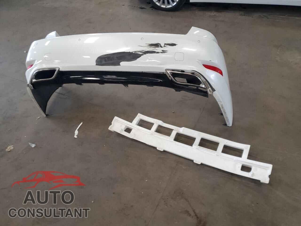 LEXUS LS460 2015 - JTHCL5EF4F5024617