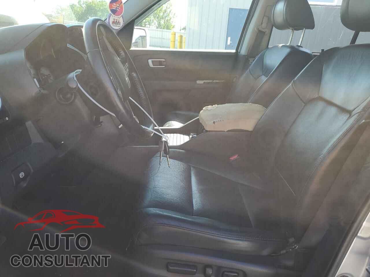 HONDA PILOT 2010 - 5FNYF4H92AB014464