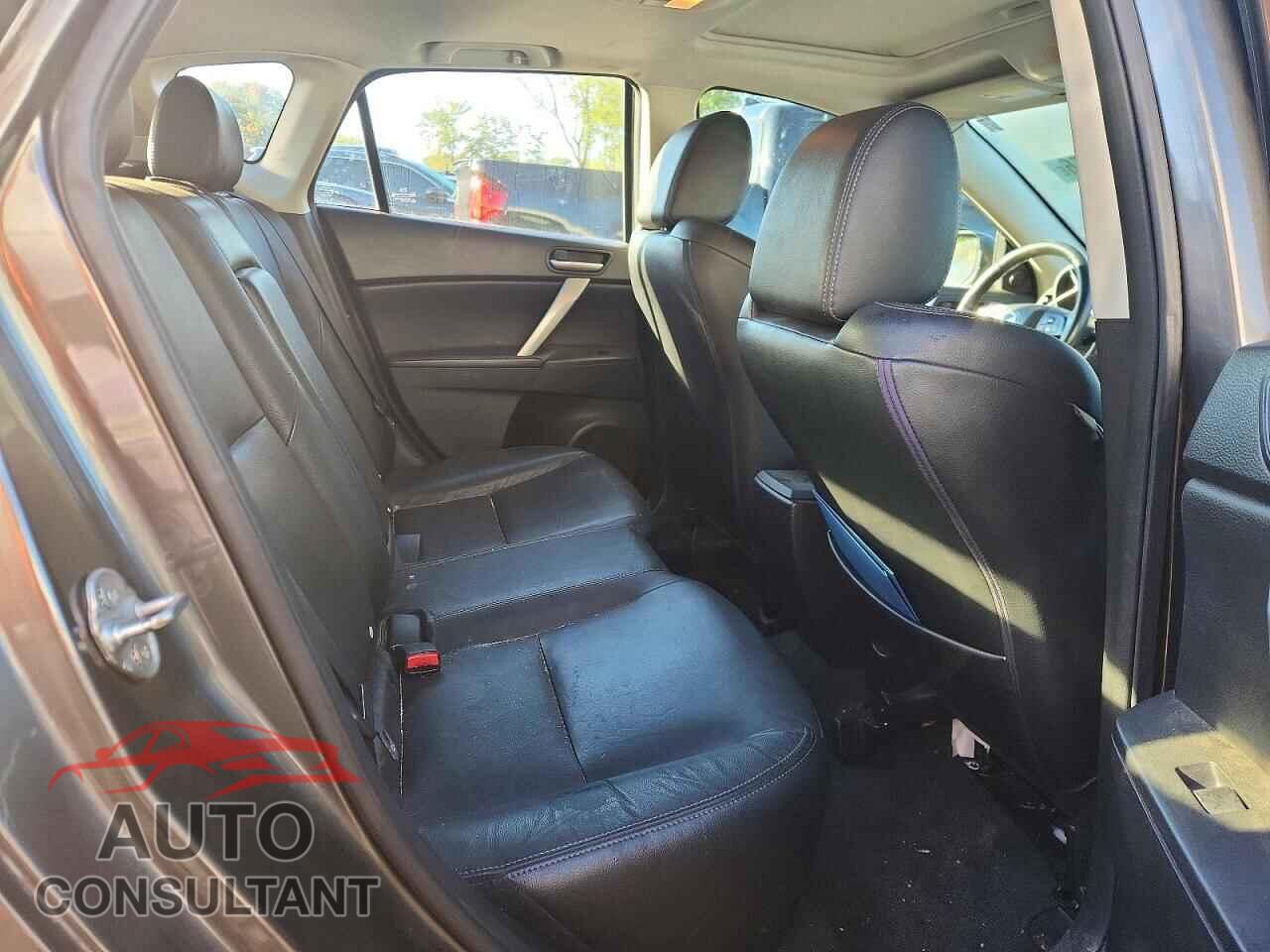 MAZDA MAZDA3 2012 - JM1BL1M62C1504892