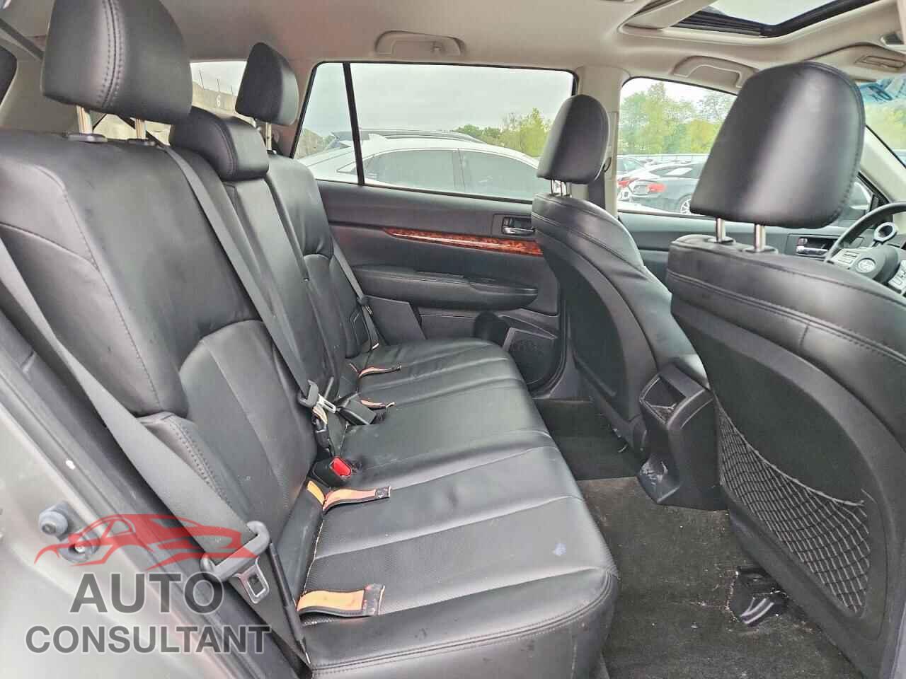 SUBARU OUTBACK 2011 - 4S4BRDKC8B2443223