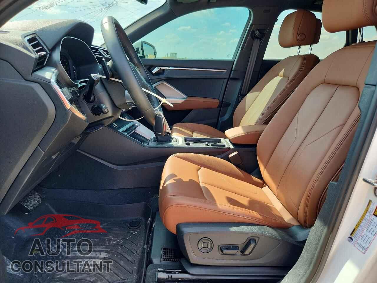 AUDI Q3 2025 - WA1EECF30S1108569