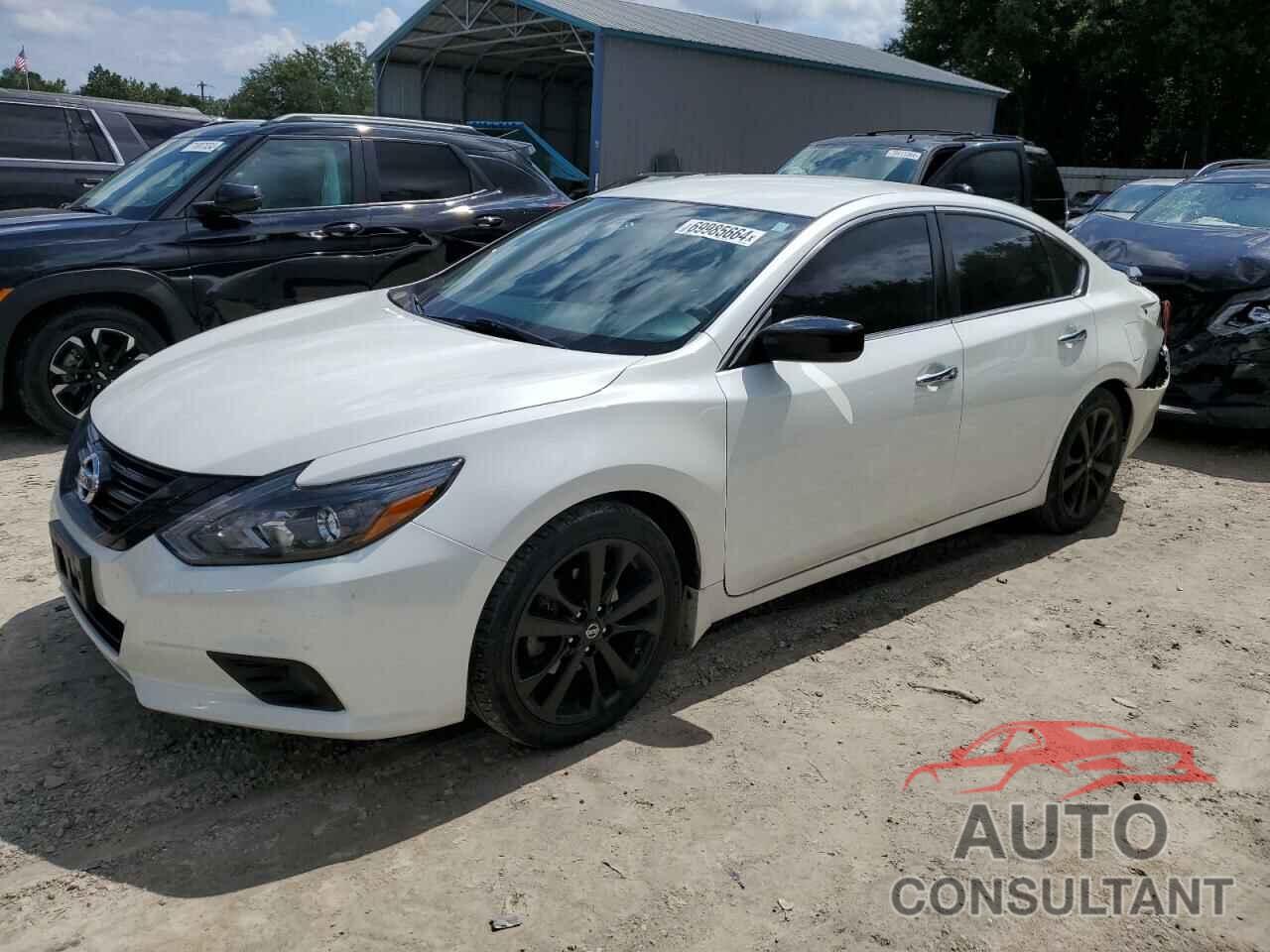 NISSAN ALTIMA 2018 - 1N4AL3AP8JC273055