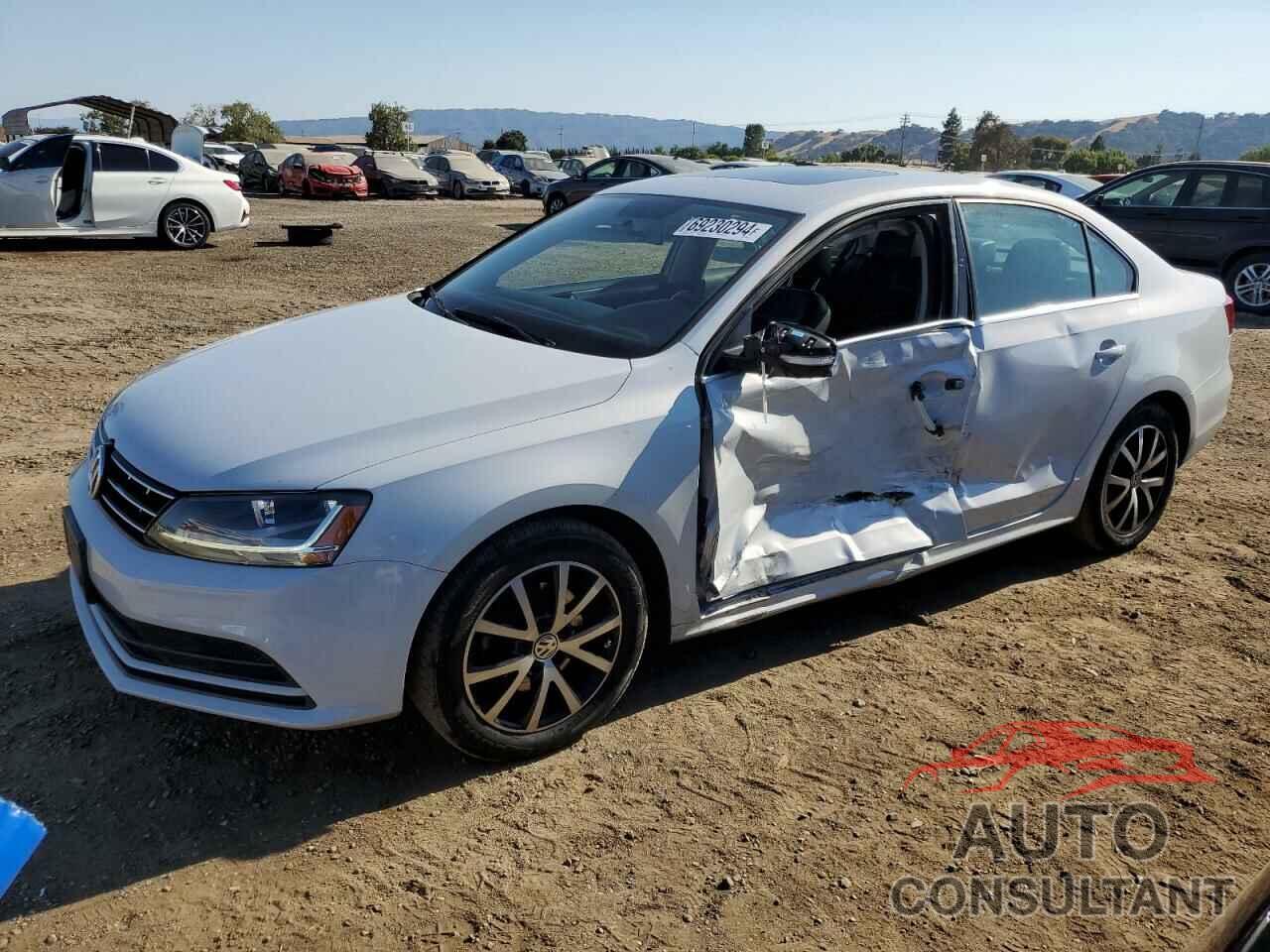VOLKSWAGEN JETTA 2018 - 3VWDB7AJ2JM244854