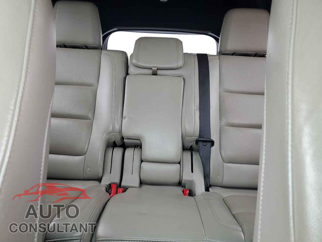 FORD EXPLORER 2013 - 1FM5K8F81DGA10704