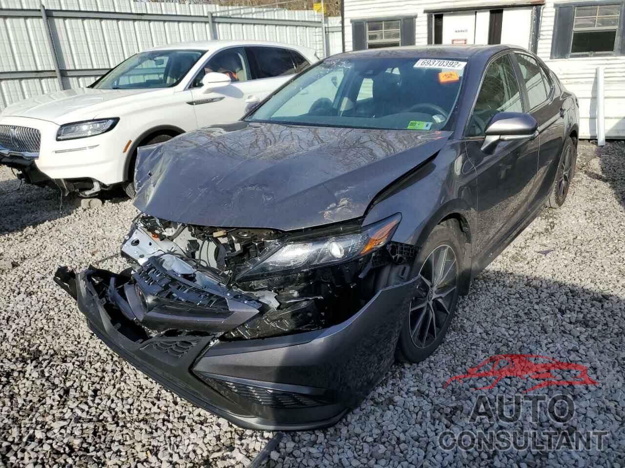 TOYOTA CAMRY 2022 - 4T1G11AK7NU703009