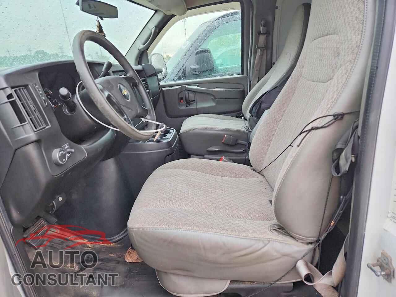 CHEVROLET EXPRESS 2014 - 1GCSGAFX9E1102803