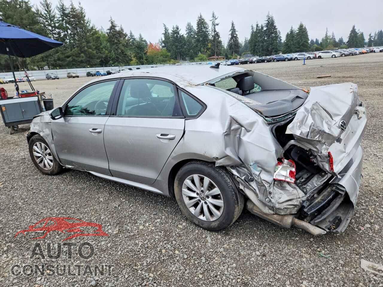 VOLKSWAGEN PASSAT 2014 - 1VWAT7A32EC083513