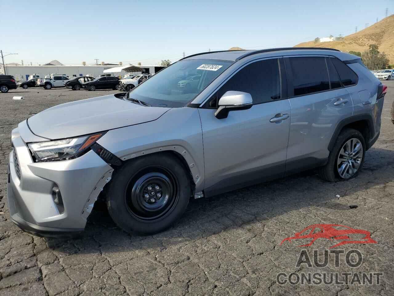 TOYOTA RAV4 2022 - 2T3C1RFV3NC195291