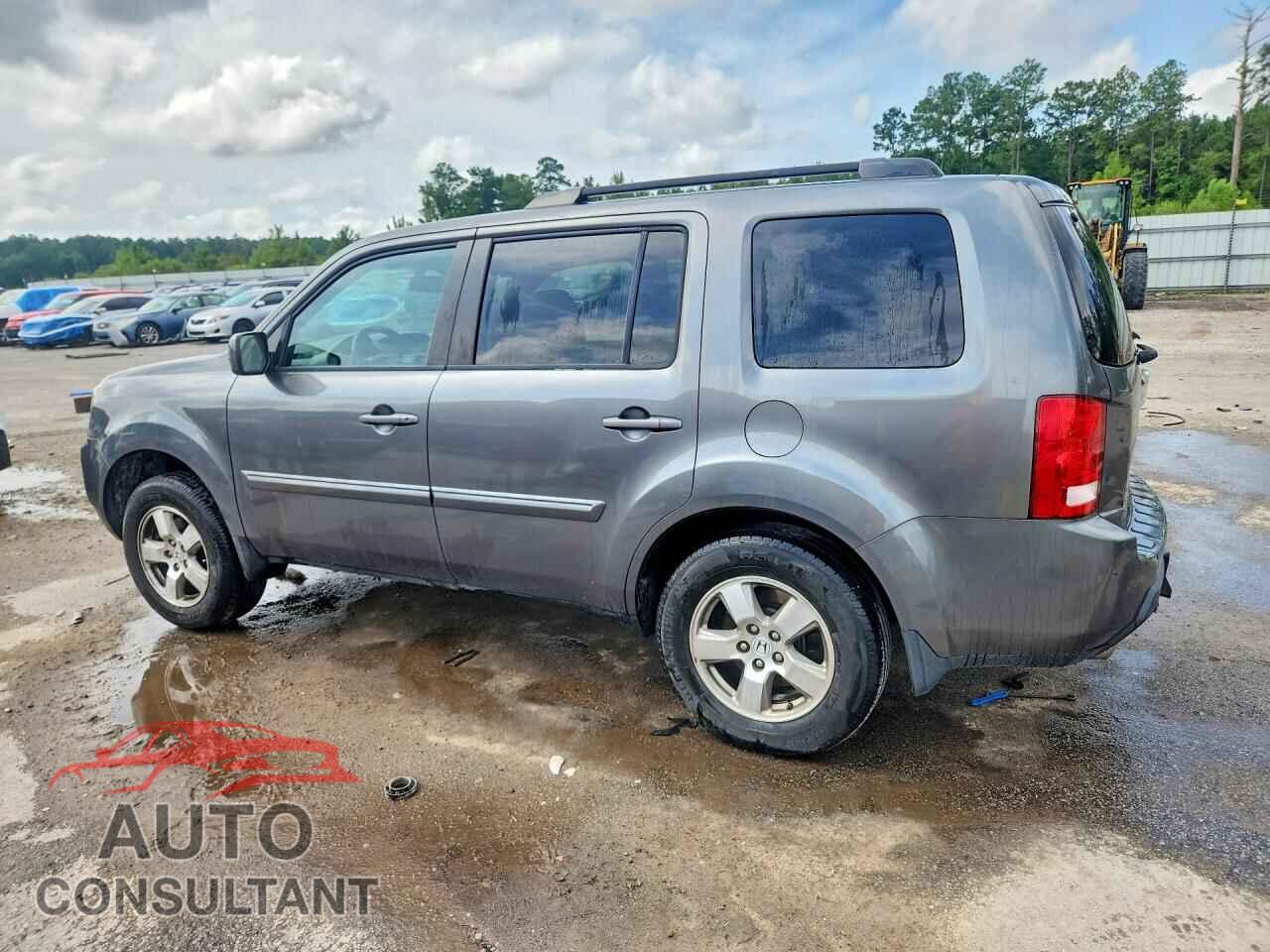 HONDA PILOT 2011 - 5FNYF3H64BB033034