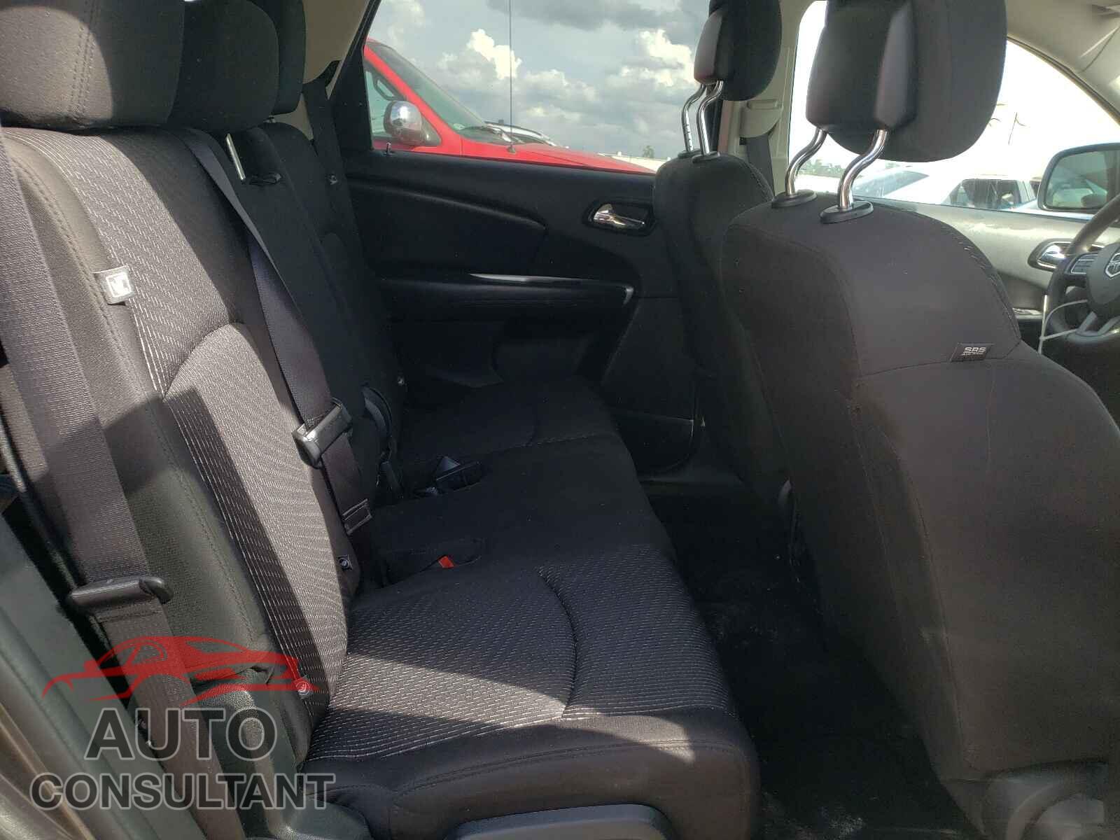 DODGE JOURNEY 2017 - 3C4PDCBG7HT589318