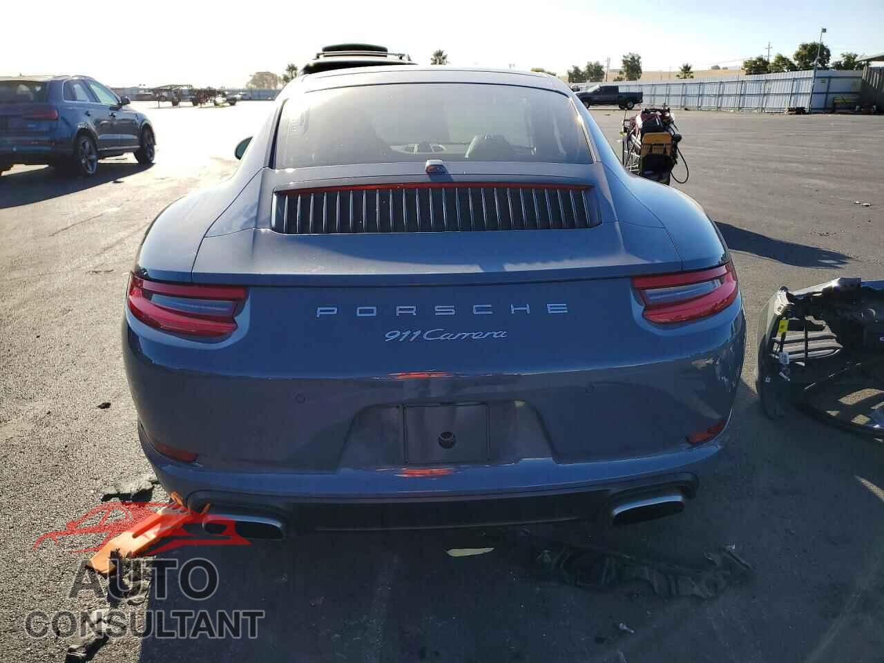 PORSCHE 911 2018 - WP0AA2A98JS105840