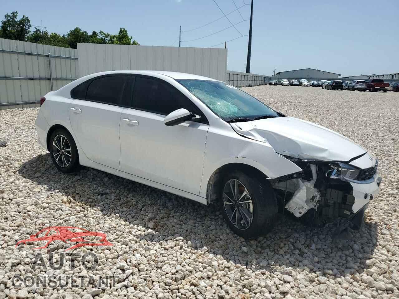 KIA FORTE 2023 - 3KPF24AD9PE696629