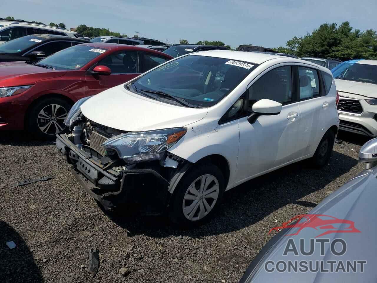 NISSAN VERSA 2018 - 3N1CE2CP4JL368109