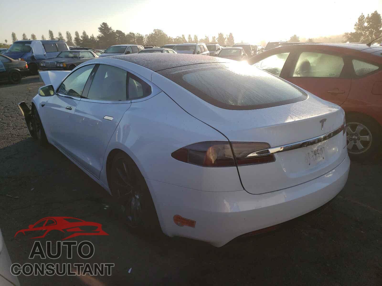 TESLA MODEL S 2020 - 5YJSA1E26LF402312