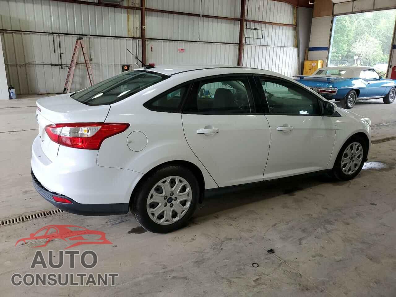 FORD FOCUS 2012 - 1FAHP3F20CL451852