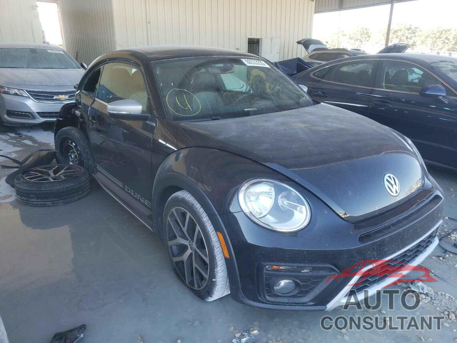 VOLKSWAGEN BEETLE 2017 - 3VWS17AT1HM628405