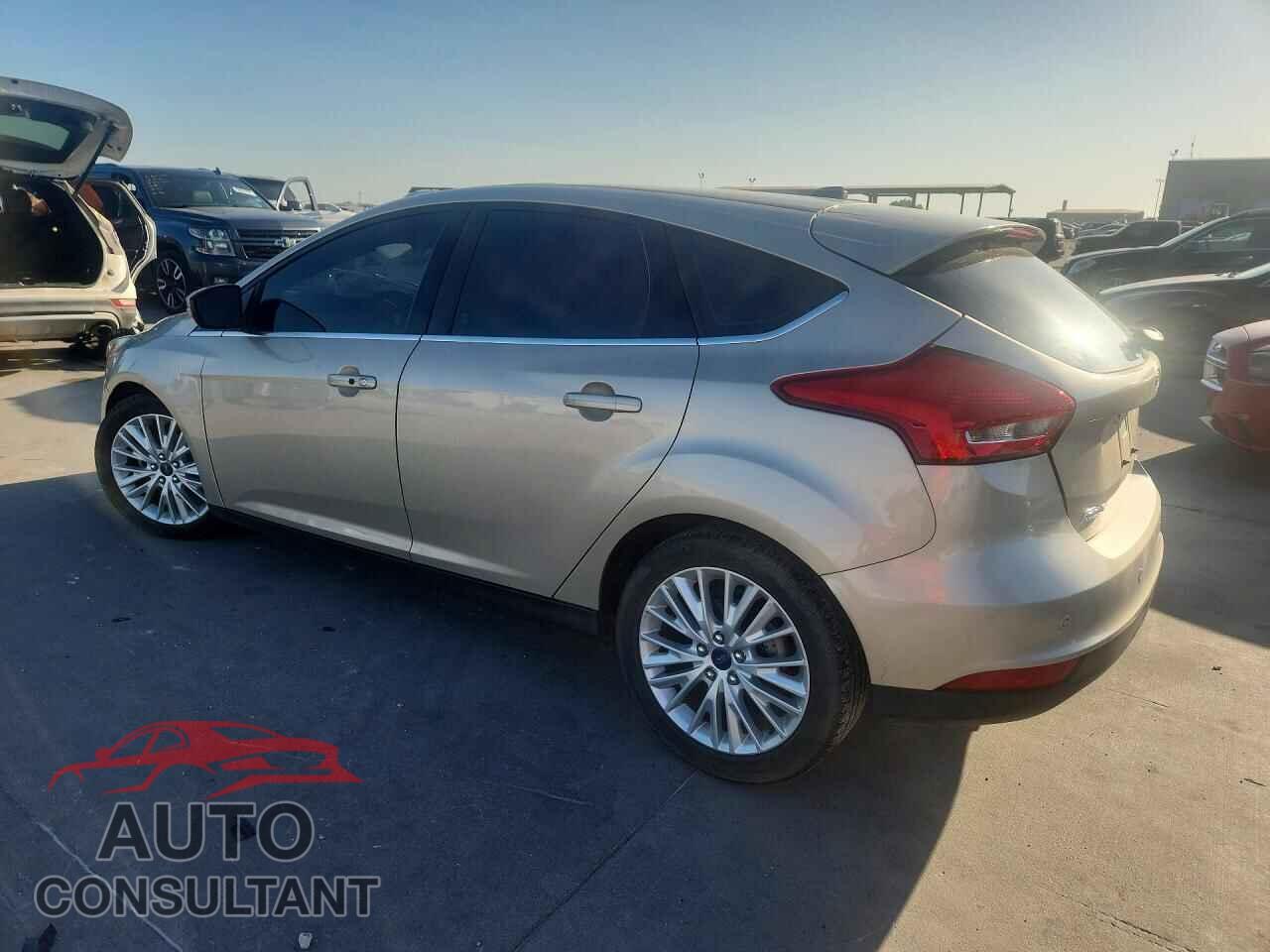 FORD FOCUS 2017 - 1FADP3N21HL299135