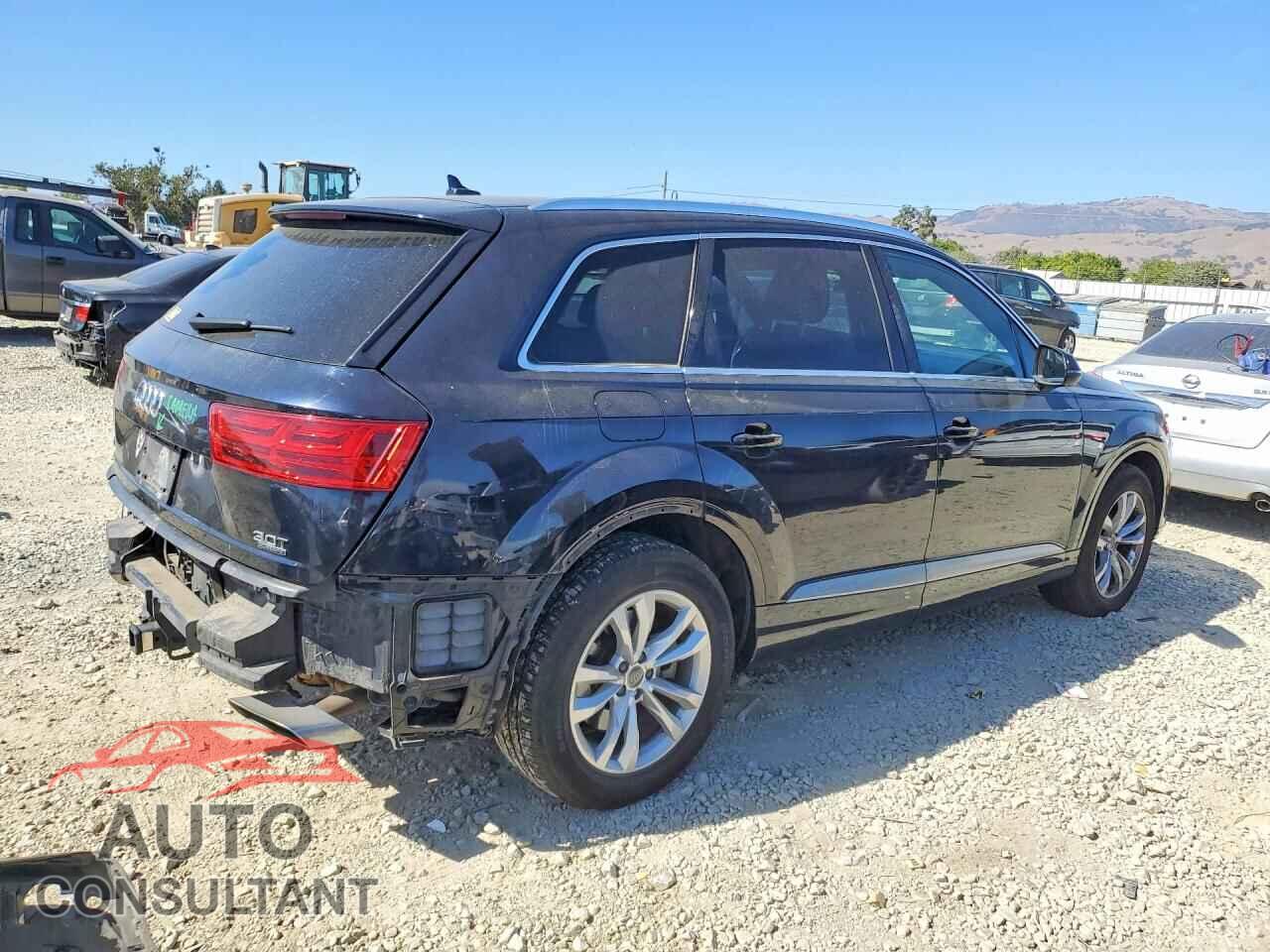 AUDI Q7 2017 - WA1LAAF72HD026103